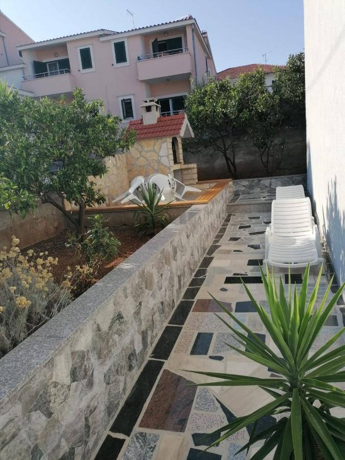 Apartment Slavica โตรกีร์ ภายนอก รูปภาพ